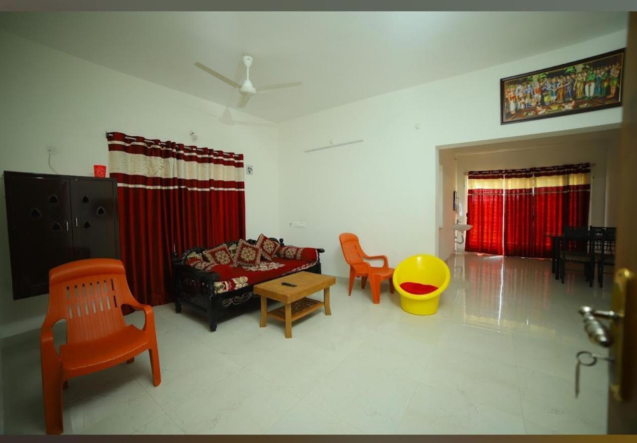 Tirupati Svp Homestay, Luxury Ac 2Bhk Flats, Free Wifi ,Tv, Kitchen, Near To Alipiri Fly Over & Highway,Free Ac Cab Pickup From Tirupati Railway Station, Airport Exterior photo